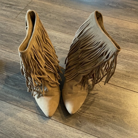 Suede booties - Picture 3 of 3